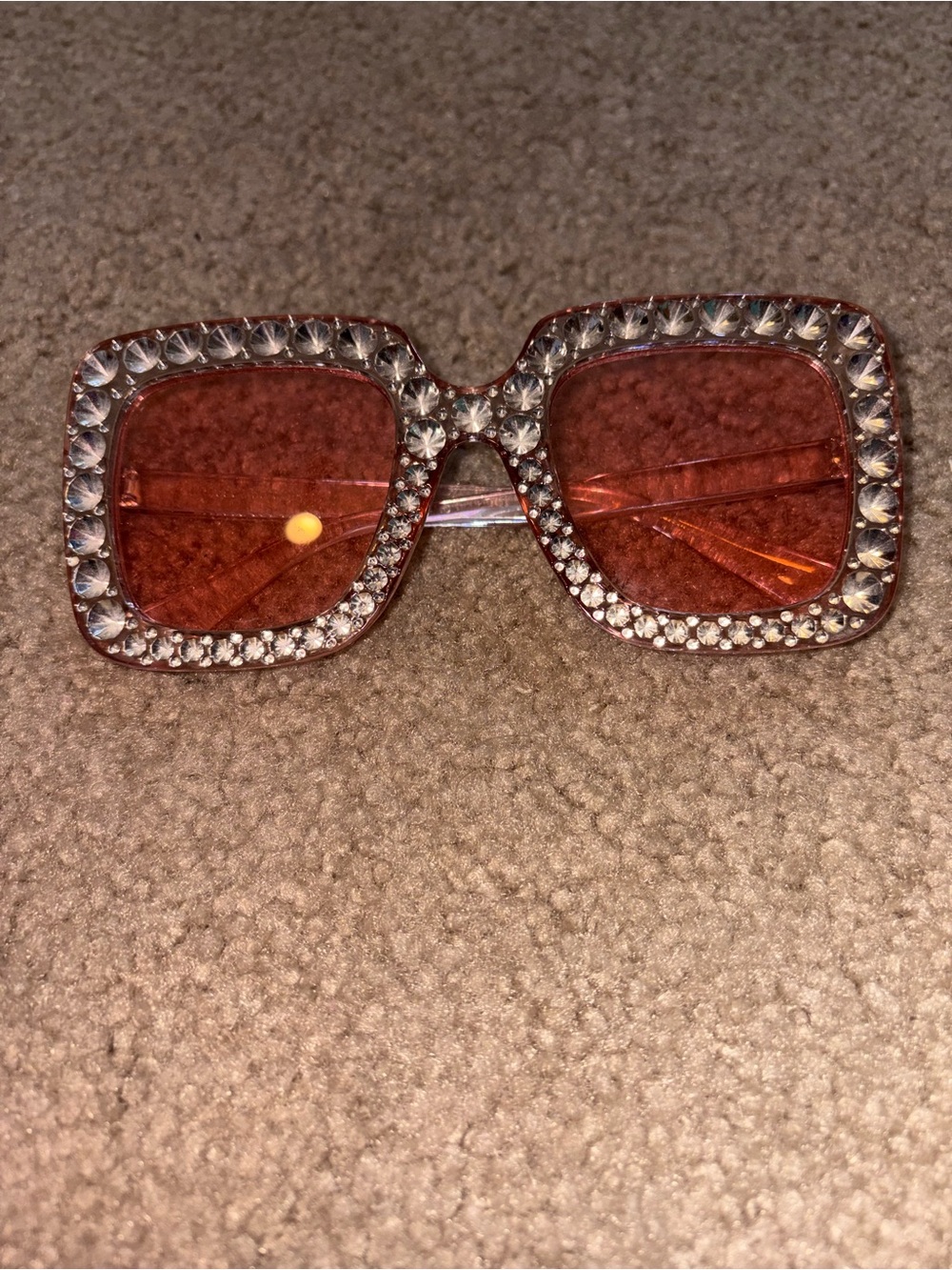 Y2K pink bedazzled sunglasses #juicycouture #y2k #2000s #hollister 🩷